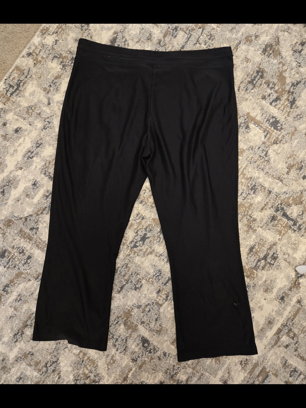 Nike Black Women’s Wide-Leg Athletic Pants - Picture 4 of 5